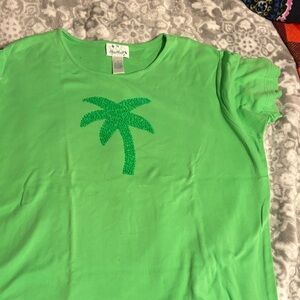 Quacker Factory Vibrant Green Tee with Palm Design sequins size 1X
